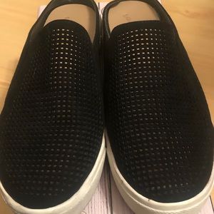 Universal Threads slip on shoes.